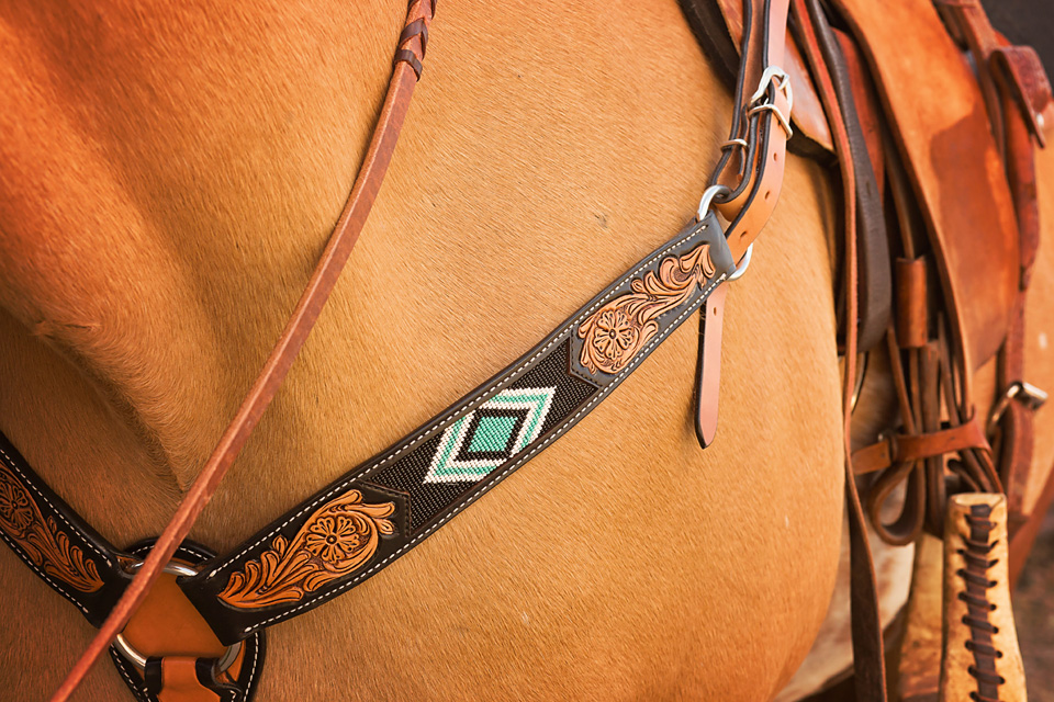 Diamond Beaded Breast Collar Oxbow Tack